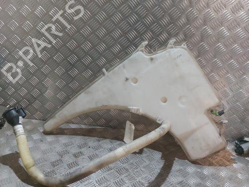 Used Windscreen washer tank BMW 3 (E90) 330 d (231 hp) 22438101