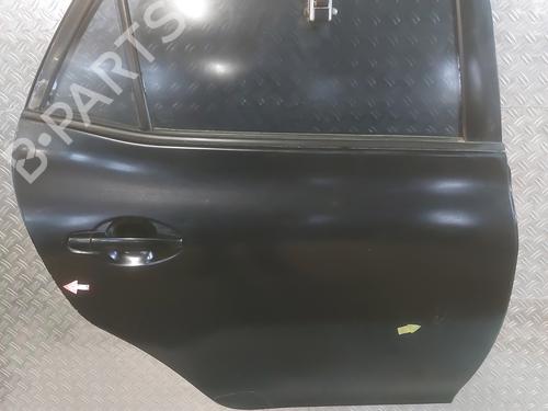 Używane Drzwi tylne prawe TOYOTA AURIS (_E15_) 2.0 D-4D (ADE150_, ADE150R) (126 hp) 26966572