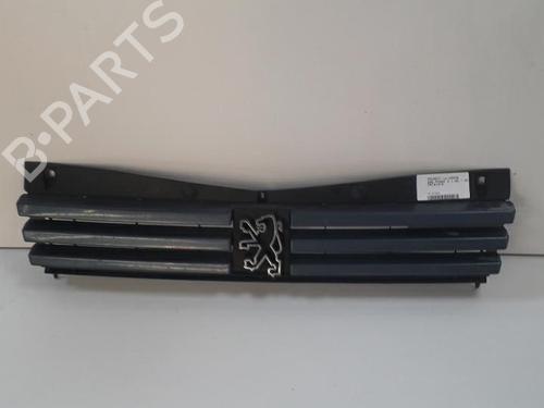 Used Grille Grille 31012731 31012731