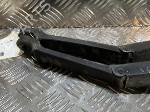 Front windshield wiper arm HYUNDAI TUCSON (JM) 2.0 CRDi All-wheel Drive | BP21507672C143 