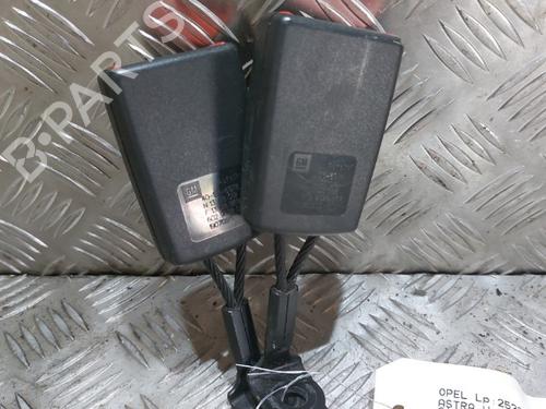 Used Seat buckle OPEL ASTRA H GTC (A04) 1.7 CDTi (L08) (101 hp) 21509823