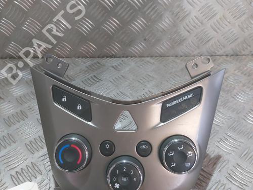 Used Climate control CHEVROLET AVEO Hatchback (T300) 1.2 (86 hp) 21669831