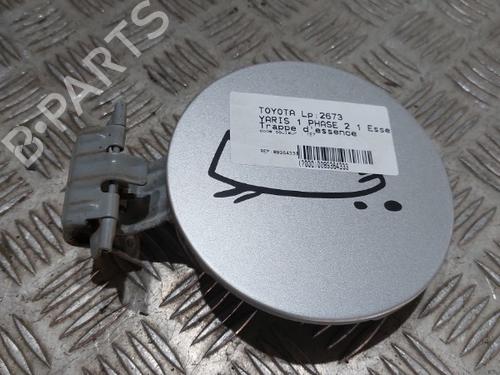 Używane Klapa wlewu paliwa TOYOTA YARIS (_P1_) 1.0 (SCP10_, SCP10R) (65 hp) 21505691