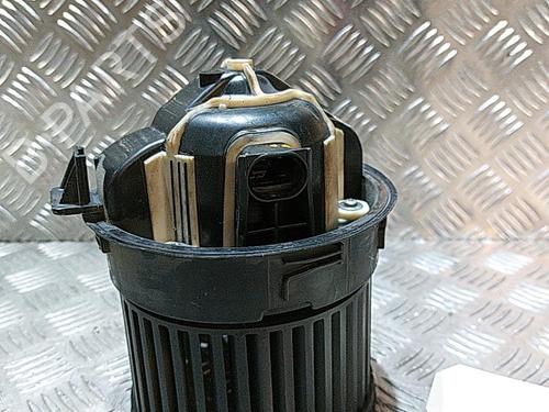 Heater blower motor PEUGEOT 308 I (4A_, 4C_) 1.6 HDi | BP21511170M62 
