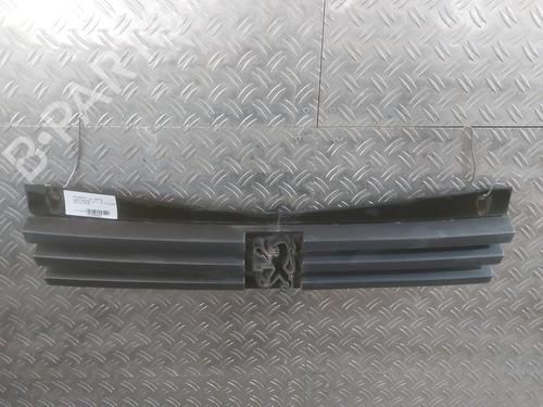 Gitter für PEUGEOT 205 II (20A/C) 1.7 Diesel (60 hp) 25742958