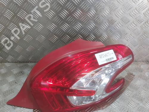 Højre baglygte PEUGEOT 208 I (CA_, CC_) 1.6 HDi (92 hp) 23029094