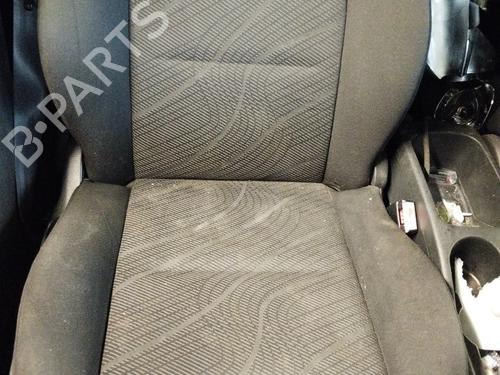 Right front seat PEUGEOT 308 SW I (4E_, 4H_) 1.6 HDi | BP21504750C16 