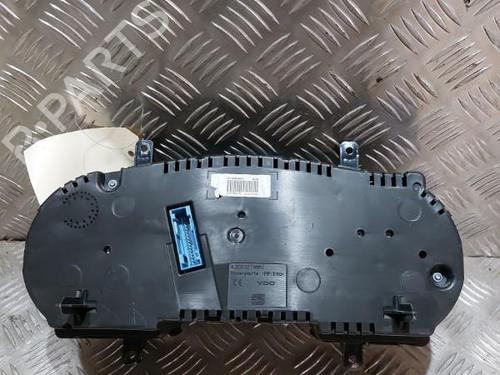 Instrument cluster SEAT LEON (1P1) 1.6 TDI | BP21503601C47
