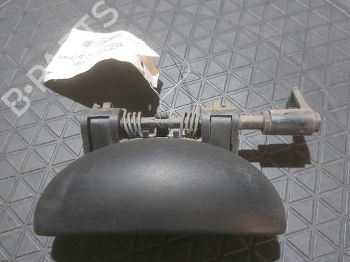 Venstre bak utvendig håndtak PEUGEOT 206 Hatchback (2A/C) 1.4 i (75 hp) 26522461