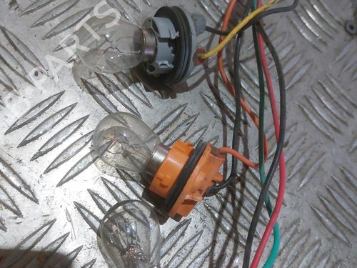 Lamp holder SUZUKI SWIFT III (MZ, EZ) 1.3 (RS413, ZC11S) | BP23811310L10 - Image 2
