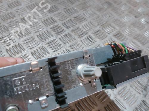Radio DACIA LOGAN (LS_) 1.6 (LS0B, LS0D, LS0F, LS0H) | BP21671204E6 - Image 2