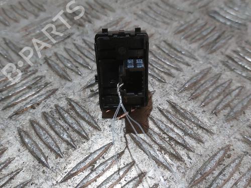 Used Right front window switch Right front window switch RENAULT MEGANE III Coupe (DZ0/1_) 1.9 dCi (DZ0N, DZ0J, DZ1J, DZ1K) (131 hp) 21670448 21670448