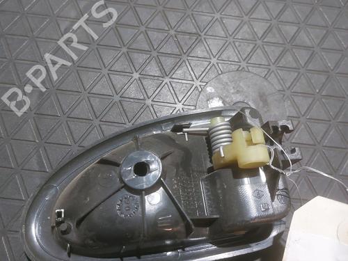 Used Front left interior door handle Front left interior door handle RENAULT CLIO II (BB_, CB_) 1.2 16V (BB05, BB0W, BB11, BB27, BB2T, BB2U, BB2V, CB05,... (75 hp) 27346325 27346325