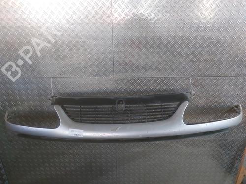 Used Grille RENAULT ESPACE III (JE0_) 2.2 12V TD (JE0E, JE0H, JE0P) (113 hp) 25487256
