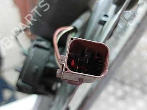 Used Front wiper motor CITROËN XSARA PICASSO (N68) 1.6 HDi (90 hp) 21514566