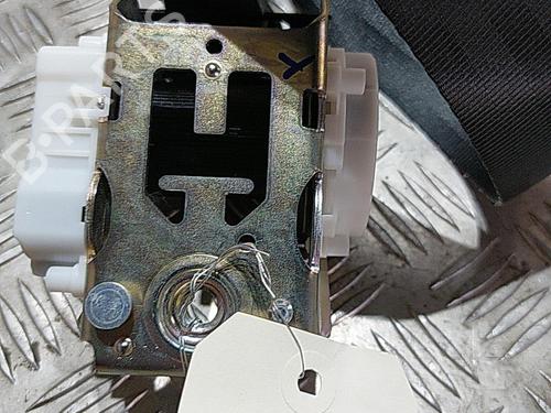 Used Rear left seatbelt Rear left seatbelt CITROËN C3 II (SC_) 1.4 HDi 70 (SC8HZC, SC8HR0, SC8HP4) (68 hp) 21513316 21513316