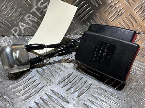 Used Seat buckle Seat buckle VW POLO IV (9N_, 9A_) 1.4 TDI (70 hp) 21506993 21506993
