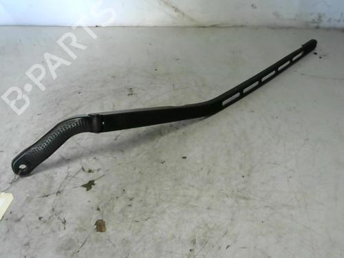Used Front windshield wiper arm CITROËN C4 Coupe (LA_) 1.6 HDi (109 hp) 29497603