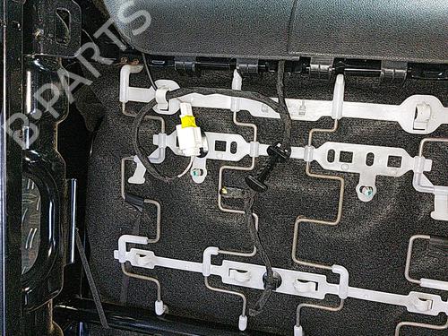 Right front seat PEUGEOT 308 SW I (4E_, 4H_) 1.6 HDi | BP21504531C16