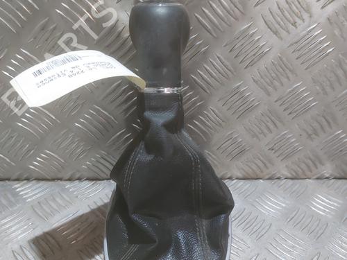 Used Gear lever OPEL CORSA E (X15) 1.4 (08, 68) (90 hp) 28603631