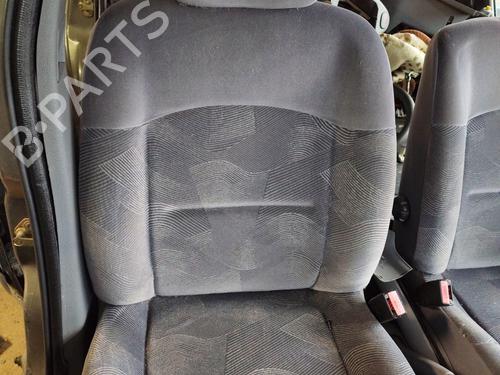Used Right front seat RENAULT CLIO II (BB_, CB_) 1.6 (B/CB0D, BB00) (90 hp) 29563161