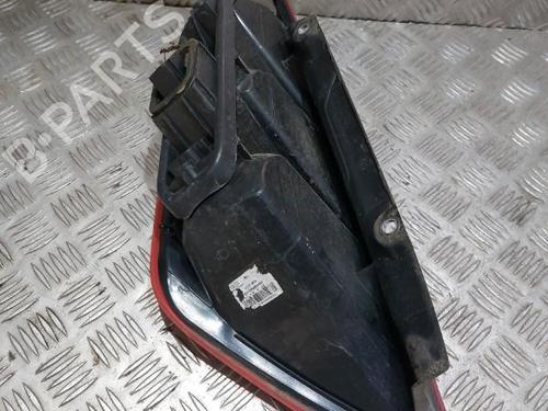 right-taillight-fiat-grande-punto-199_-12-2005-21503370 main image