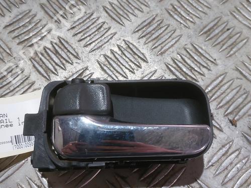 Used Rear left interior door handle NISSAN X-TRAIL I (T30) 2.2 dCi 4x4 (136 hp) 26221076