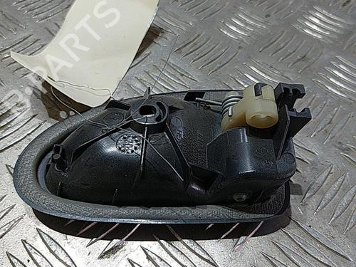 Used Front left interior door handle Front left interior door handle RENAULT CLIO II (BB_, CB_) 1.4 16V (B/CB0P, BB13) (98 hp) 21510486 21510486