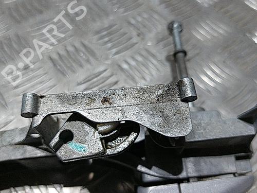 Front left exterior door handle PEUGEOT 308 SW I (4E_, 4H_) 1.6 HDi | BP21504335C128 