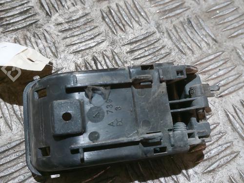 Used Front left interior door handle Front left interior door handle PEUGEOT BOXER Van (230L) 2.5 D (86 hp) 21671002 21671002