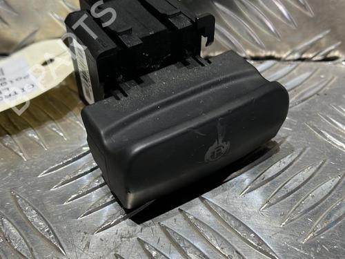 Switch CITROËN C4 Picasso I MPV (UD_) 1.6 HDi | BP21507005I30
