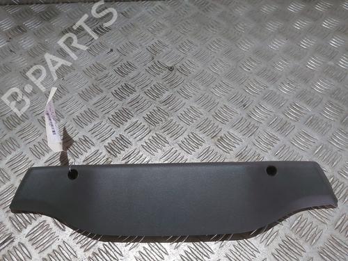 Used Third brake light FIAT PUNTO (188_) 1.2 60 (188.030, .050, .130, .150, .230, .250) (60 hp) 23811405