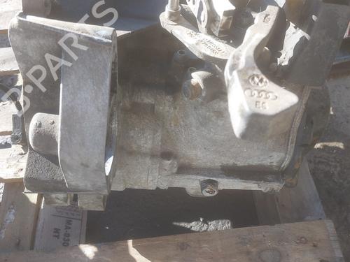 Used Gearbox Gearbox VW POLO IV (9N_, 9A_) 1.2 12V (64 hp) 24504640 24504640