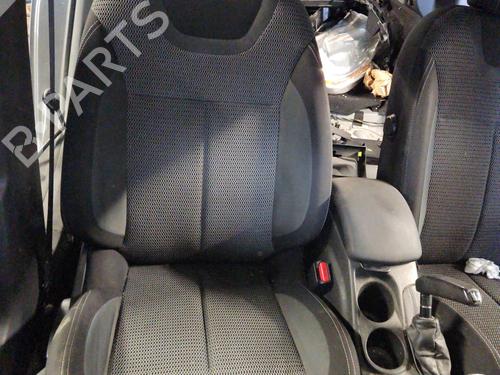 Sæde højre fortil CITROËN C4 II (NC_) 1.6 HDi 115 (114 hp) 29585014