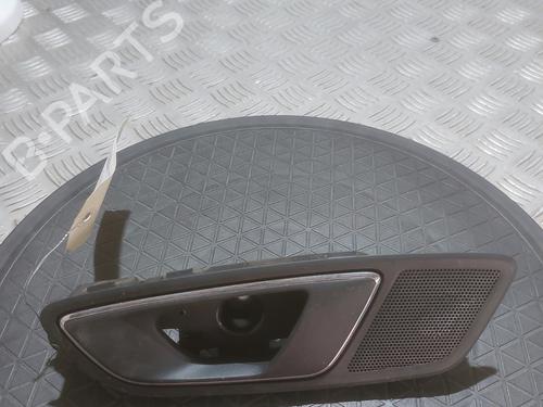 Venstre bak invendig håndtak SEAT LEON (5F1) 2.0 TDI (150 hp) 26211818