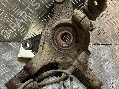 Used Left front steering knuckle Left front steering knuckle RENAULT MEGANE I Classic (LA0/1_) 1.6 16V (LA00, LA04, LA0B, LA11, LA16, LA19, LA1J, LA1K,... (107 hp) 21507667 21507667