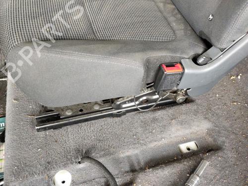 Rear seat PEUGEOT 5008 (0U_, 0E_) 2.0 HDi 150 / BlueHDi 150 | BP24827843C17