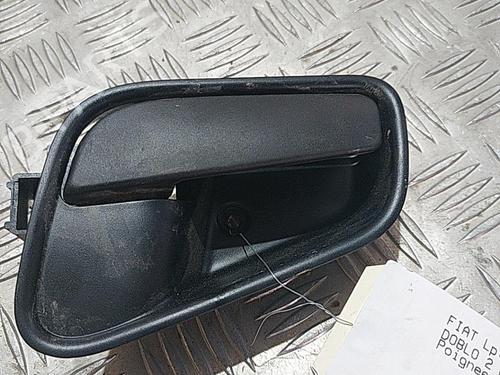 Used Rear right interior door handle Rear right interior door handle FIAT DOBLO Cargo (263_) 1.3 D Multijet (263WXU1A, 263ZXU1A, 263WYB1A, 263ZYB1A) (95 hp) 21509130 21509130