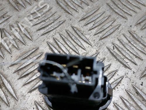 Used Left rear window switch Left rear window switch CITROËN C3 Pluriel (HB_) 1.4 HDi (68 hp) 21514195 21514195