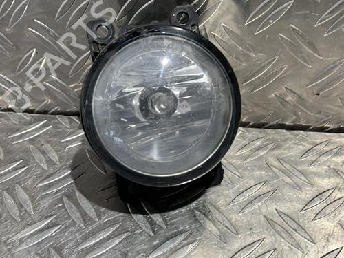 Used Right front fog light Right front fog light 21507422 21507422