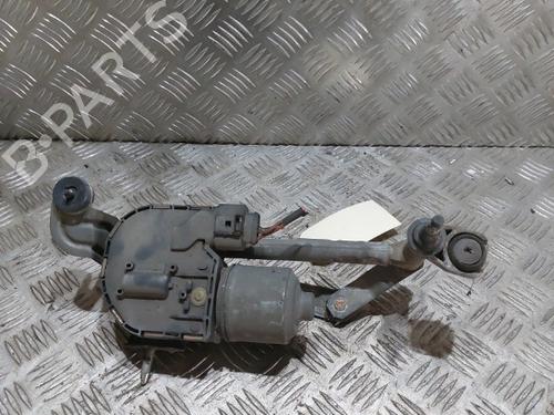 Used Front wiper motor VW GOLF PLUS V (5M1, 521) 1.9 TDI (105 hp) 21513801