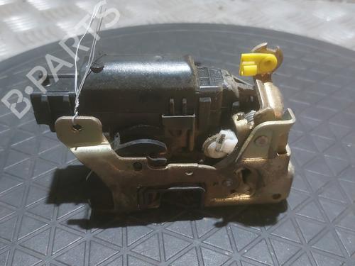 front-right-lock-renault-kangoo-express-fc01_-1997-25907431 main image