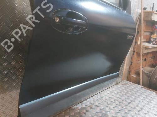 Right front door HYUNDAI SANTA FÉ I (SM) 2.0 CRDi 4x4 | BP31113775C3