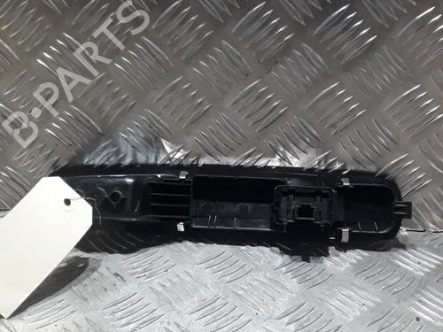 Used Right front window switch Right front window switch RENAULT MEGANE III Grandtour (KZ0/1) 1.5 dCi (86 hp) 21506702 21506702