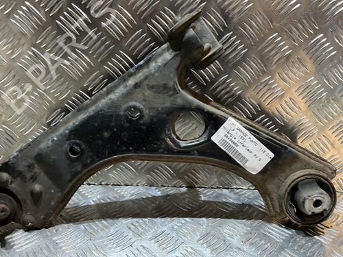 Venstre fortil bærearm FIAT GRANDE PUNTO (199_) 1.3 D Multijet (75 hp) 21507099