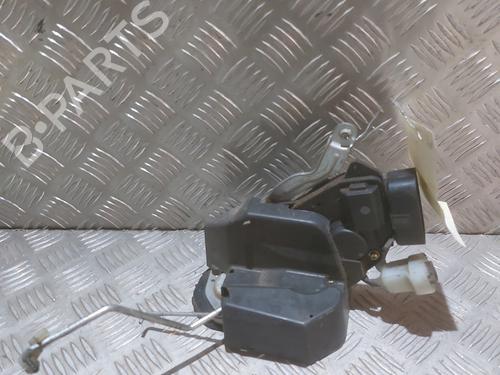 Used Tailgate lock TOYOTA RAV 4 II (_A2_) 2.0 D 4WD (CLA20_, CLA21_, CLA20R, CLA21R) (116 hp) 27568562