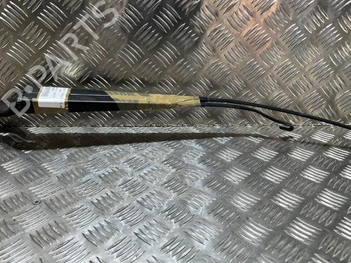 Used Front windshield wiper arm FORD FIESTA V (JH_, JD_) 1.4 TDCi (68 hp) 21507054