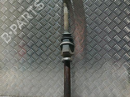 Used Right front driveshaft Right front driveshaft RENAULT CLIO III (BR0/1, CR0/1) 1.6 16V (BR05, BR0B, BR0Y, BR15, BR1J, BR1M, BR1Y, CR0B,... (112 hp) 21504263 21504263