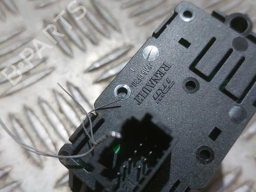 Switch RENAULT SCÉNIC III (JZ0/1_) 1.6 dCi (JZ00, JZ12) | BP23811224I30