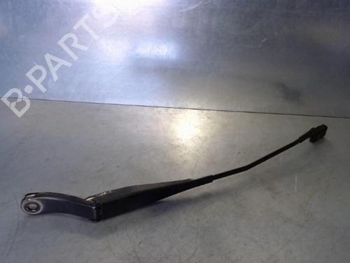 Used Front windshield wiper arm PEUGEOT 208 I (CA_, CC_) 1.6 HDi (92 hp) 30725577